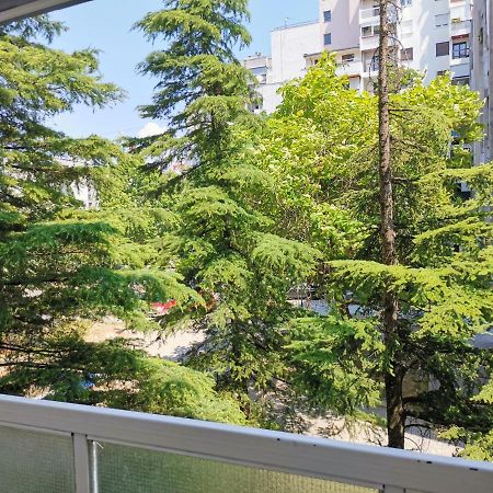 Clock Tower Apartments 포드고리차 외부 사진