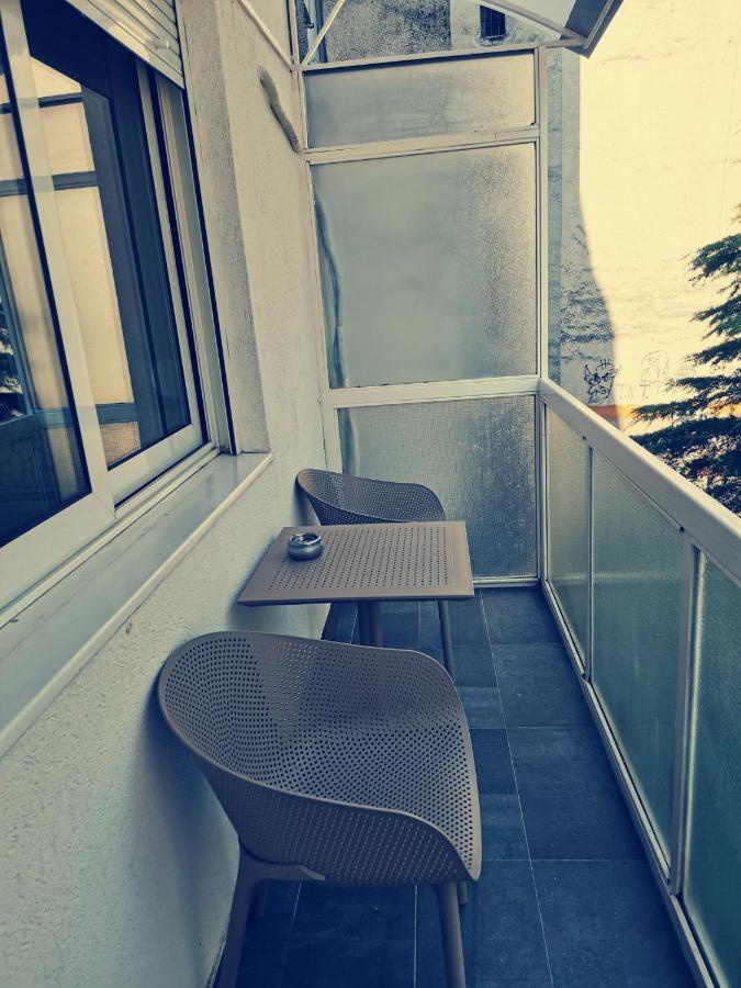Clock Tower Apartments 포드고리차 외부 사진